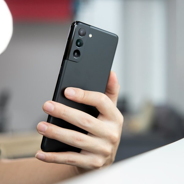 Quels paramètres de confidentialité configurer sur un Samsung Galaxy S21 pour protéger vos données personnelles?